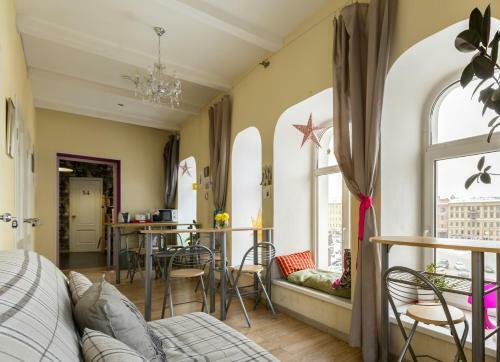 Hostel Whose Suitcase