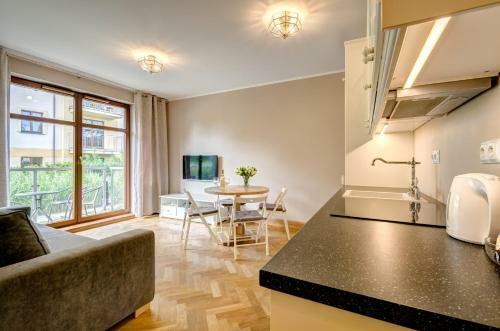 Dom & House - Apartamenty Sopocka Przysta?
