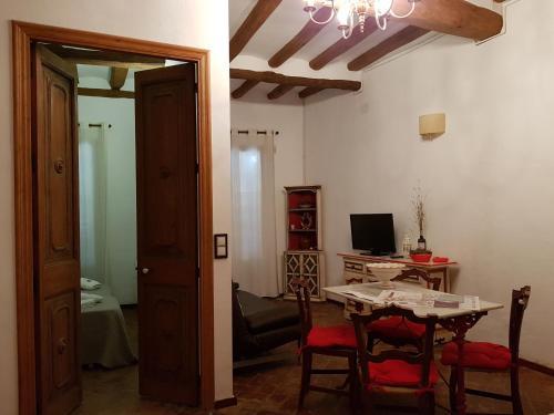 Edificio De Apartamentos L'escoleta