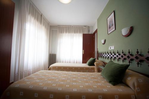 Hostal Aragon