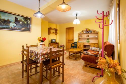 Apartamento Sort Experience, Live The Pyrenees