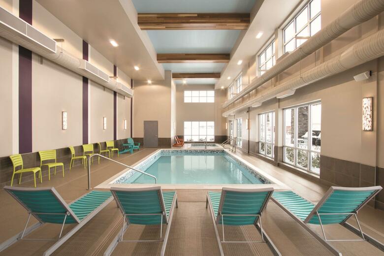 Hotel Home2 Suites By Hilton Fort St. John, British Colu