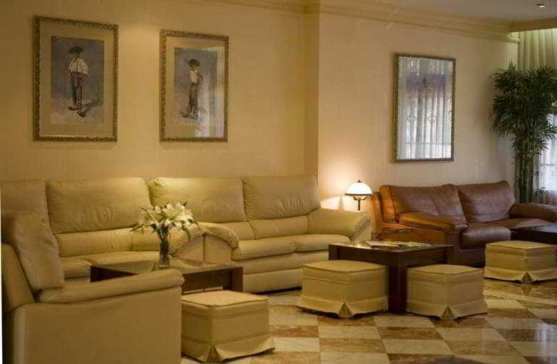Hotel La Cueva Park