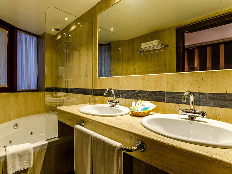 Hotel Infanta Cristina