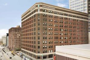 Hotel Embassy Suites By Hilton Minneapolis Downtown