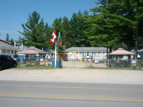 Hotel Wu Wu's Cabins