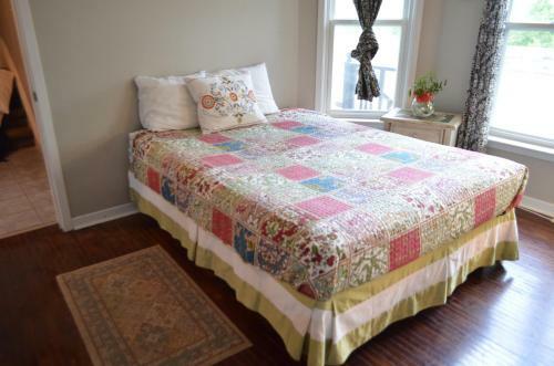 Bed & Breakfast Adam Inn