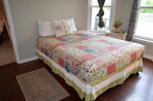 Bed & Breakfast Adam Inn