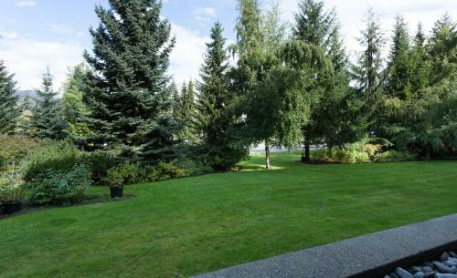 Apartamentos Greystone Lodge By Whistler Accommodation