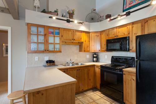 Apartamentos Greystone Lodge By Whistler Accommodation