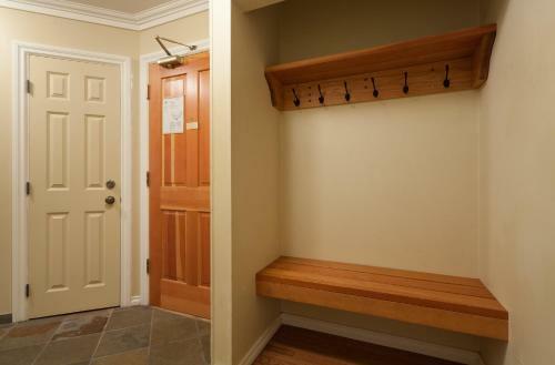 Apartamentos Greystone Lodge By Whistler Accommodation