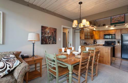 Apartamentos Greystone Lodge By Whistler Accommodation