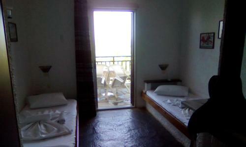 Alexandros Apartments