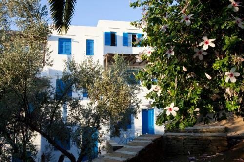 Alexandros Hotel
