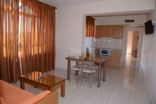 Apartamento Maria's Filoxenia Suites