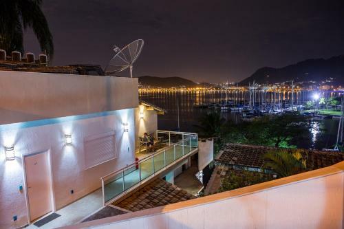 Hostal Porto Charitas Sailing Guest House
