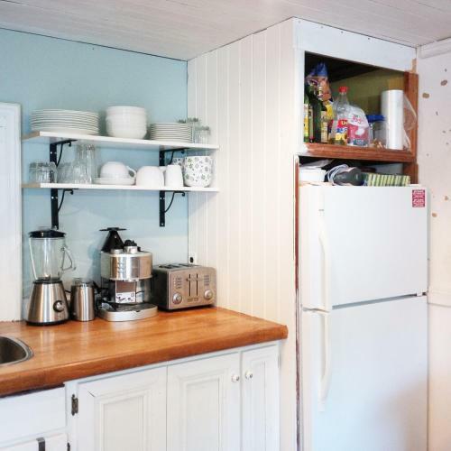 Picturesque School House Retreat