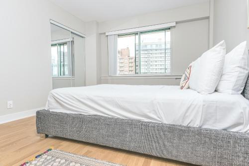 Apartments On Aylmer Street 409
