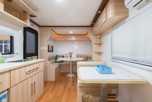 Wind & Moon Holiday Home