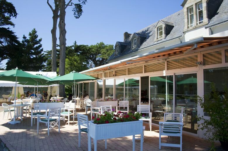 Hotel Logis Pen Bron