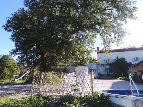 Two-bedroom Holiday Home In Nedescina I