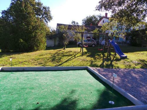 Two-bedroom Holiday Home In Nedescina I