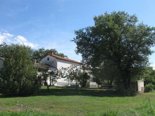 Two-bedroom Holiday Home In Nedescina I