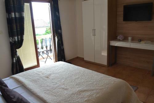 Hostal Apartments & Rooms Kustura