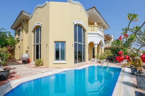 Kennedy Towers - Frond C Villa