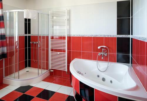 Hostal Penzion Zelen� Dvor