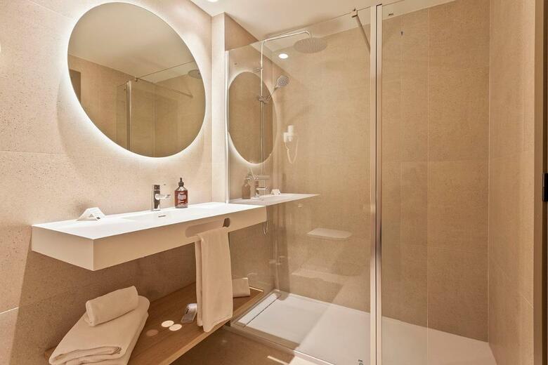 Hotel Acta Pir�mides