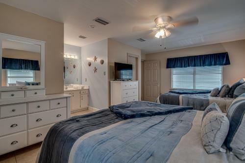 The Pelican Home