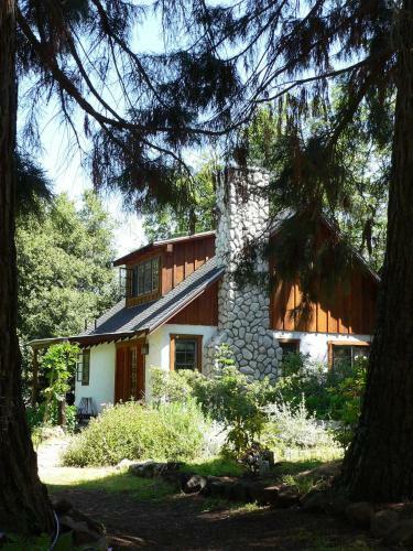 Yosemite Rose Bed And Breakfast