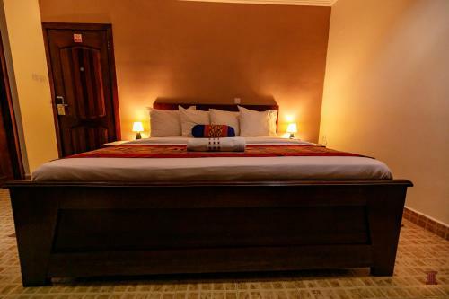 Hotel Mahogany Lodge