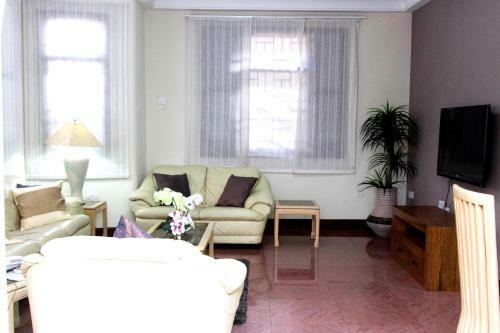 Hotel Mahogany Lodge
