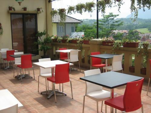 Green Wattana Hotel, Sentul City
