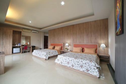 Green Wattana Hotel, Sentul City