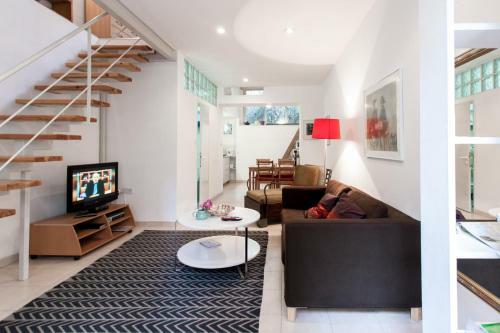 Apartamento Roni - Lovely 1br Peaceful Garden