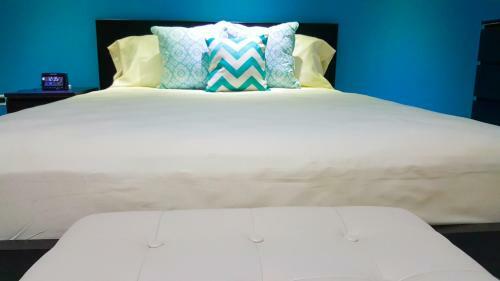New Kingston Guest Apartments @ Donhead