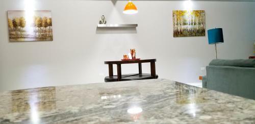 New Kingston Guest Apartments @ Donhead