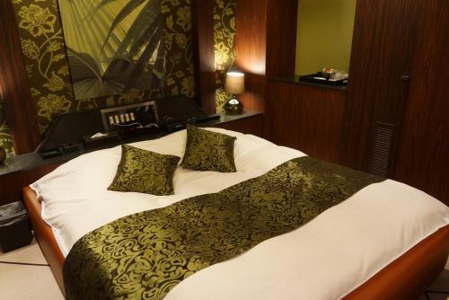 Hotel Jardin De Fleurs (adult Only)