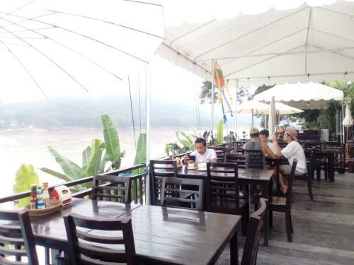 Hostal Sokmisay Guest House