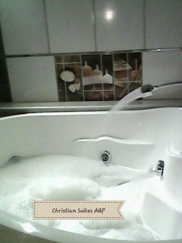 Hotel Christian Suites Aqp