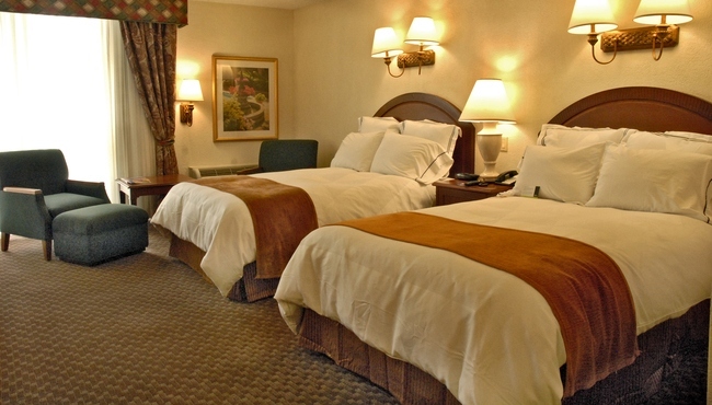 Radisson Ambassador Plaza Hotel & Casino