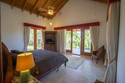 Luxury Villas At Sea Horse Ranch