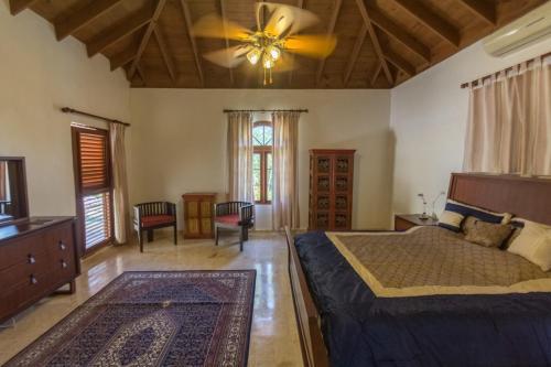 Luxury Villas At Sea Horse Ranch