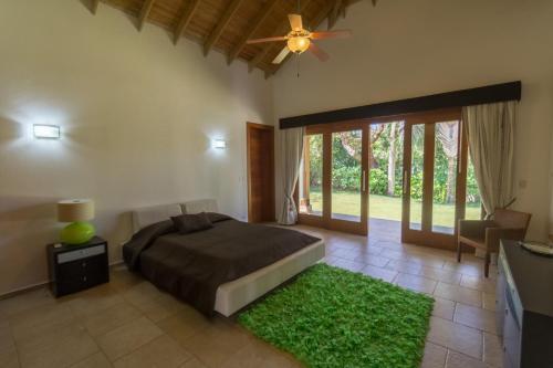 Luxury Villas At Sea Horse Ranch