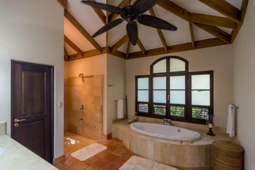 Luxury Villas At Sea Horse Ranch