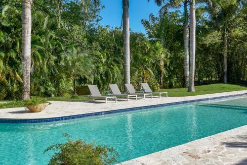 Luxury Villas At Sea Horse Ranch
