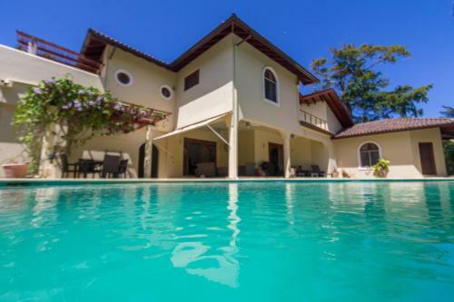 Luxury Villas At Sea Horse Ranch
